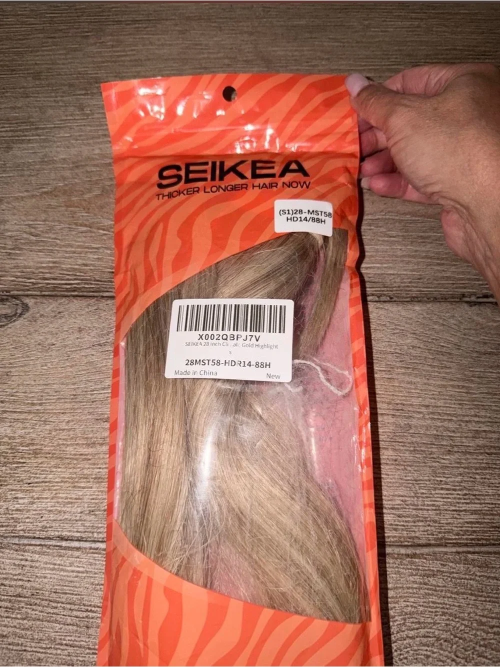 Blonde High Ponytail Clip-In Extension - Sleek Long Straight Hair 26 in